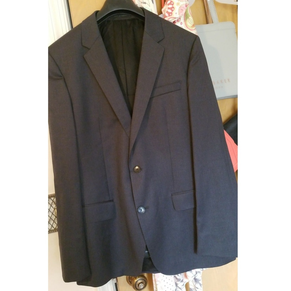 HUGO BOSS SUIT JACKET